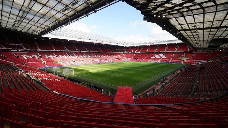 Sir Jim Ratcliffe considers outsourcing catering at Man United - Ảnh 1