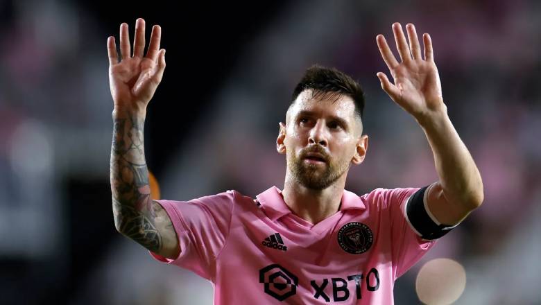 Lionel Messi named best athlete of the first quarter of the 21st century, ahead of Cristiano Ronaldo and Tom Brady - Ảnh 2