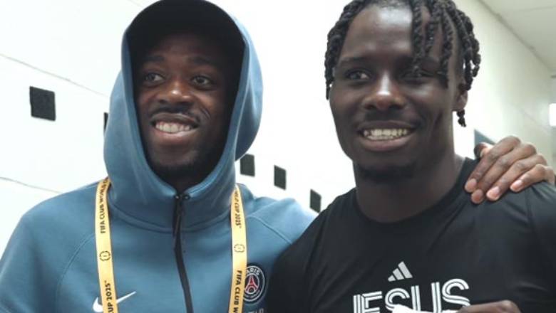 An inspiring story from Georgi Minoungou, the one-eyed footballer at AFCON 2025 - Ảnh 1