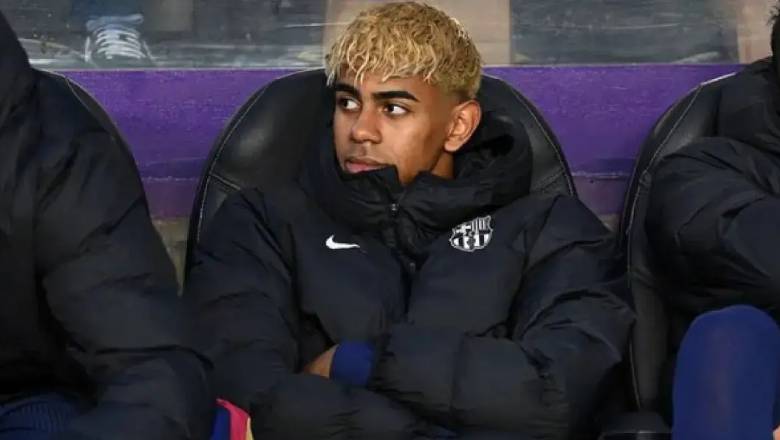 Hansi Flick reveals reason to bench Lamine Yamal in Super Cup win - Ảnh 1