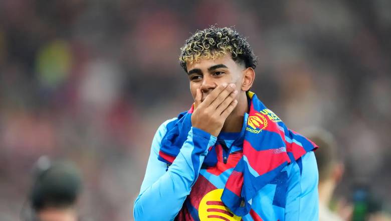 Hansi Flick reveals reason to bench Lamine Yamal in Super Cup win - Ảnh 2