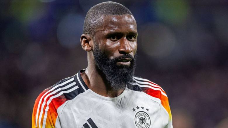 List of the best African players who changed their nationality: 10 African-born footballers who chose to represent another country - Ảnh 2