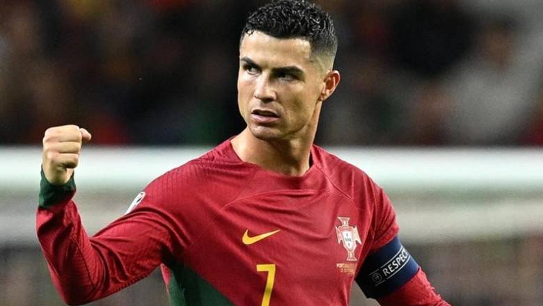 Top 10 best two-footed players of all time: Pel&eacute; and Johan Cruyff head the list - Ảnh 2