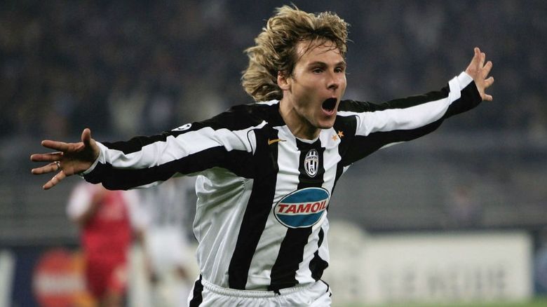 Top 10 Juventus most expensive signings: Ronaldo marks a new era, &euro;300m wasted on 4 flops - Ảnh 1