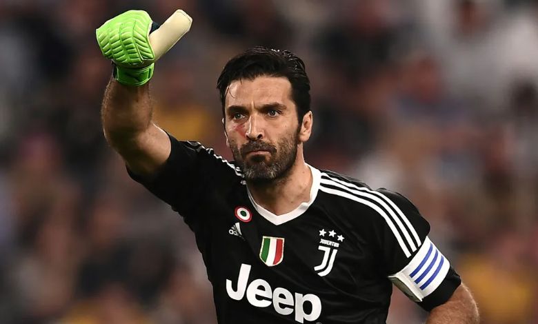 Top 10 Juventus most expensive signings: Ronaldo marks a new era, &euro;300m wasted on 4 flops - Ảnh 2