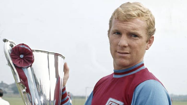 10 football teams that have retired shirt numbers: Bellingham&rsquo;s age-17 honour, private family shirts  - Ảnh 2