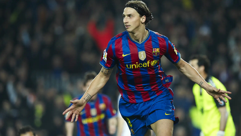 Why did Ibrahimovic leave Barcelona? - Ảnh 1