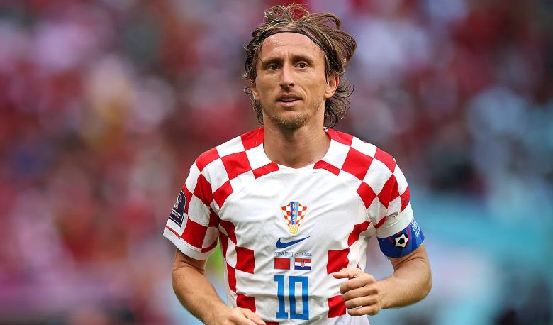 Ranking the best players of the 21st century football: Shock over Ibrahimović&rsquo;s position, Messi&rsquo;s place is unquestionable - Ảnh 2