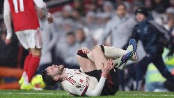 Conor Bradley leaves Emirates on crutches after Martinelli ‘disgraceful’ incident
