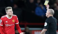 6 fastest yellow cards in Premier League history: Mane’s unbelievable record is broken